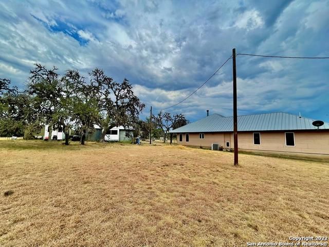 326 Rocky Creek Rd, Medina, TX 78055