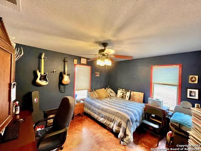 326 Rocky Creek Rd, Medina, TX 78055