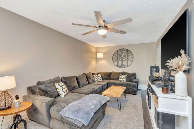 24 Kyles Lane, 1, Fort Thomas, KY 41075