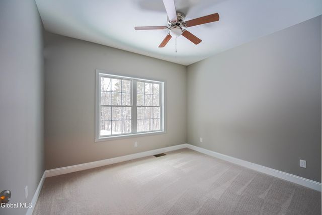 18 Wolfe Road, Queensbury, NY 12804