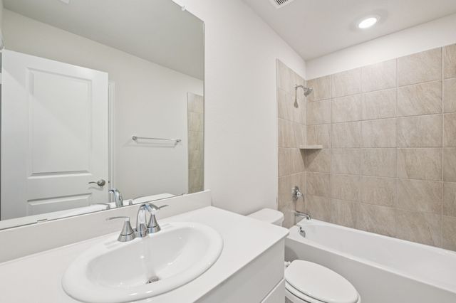 203 Whitlow Drive, Princeton, TX 75071