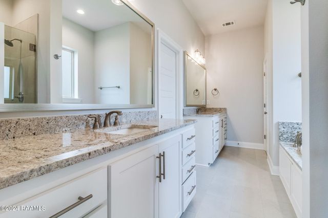 302 Sweet Harvest Road, Youngsville, LA 70592