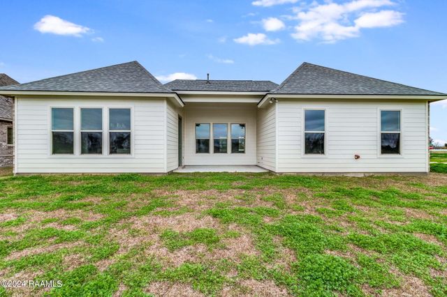 302 Sweet Harvest Road, Youngsville, LA 70592