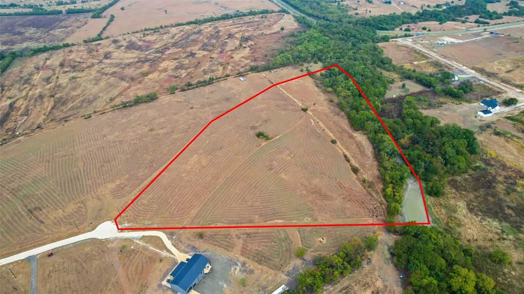 347 Private Road 425, Hillsboro, TX 76645