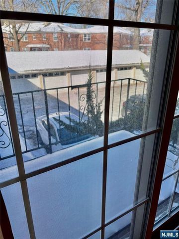 470 Valley Road C003A, Montclair, NJ 07043