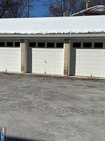 470 Valley Road C003A, Montclair, NJ 07043