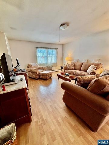 470 Valley Road C003A, Montclair, NJ 07043