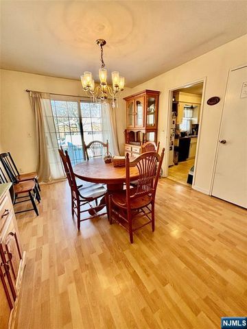 470 Valley Road C003A, Montclair, NJ 07043