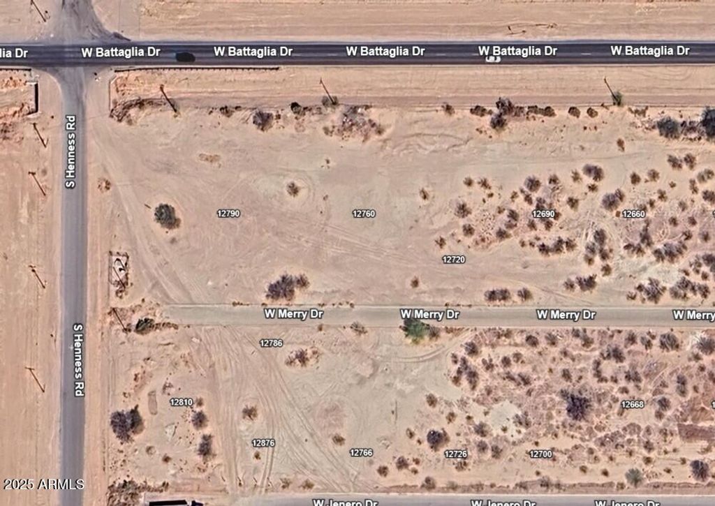 12760 W MERRY Drive 2, Arizona City, AZ 85123