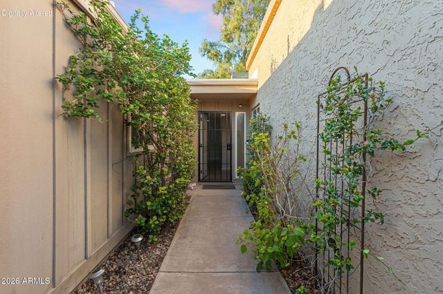 606 E COLGATE Drive, Tempe, AZ 85283