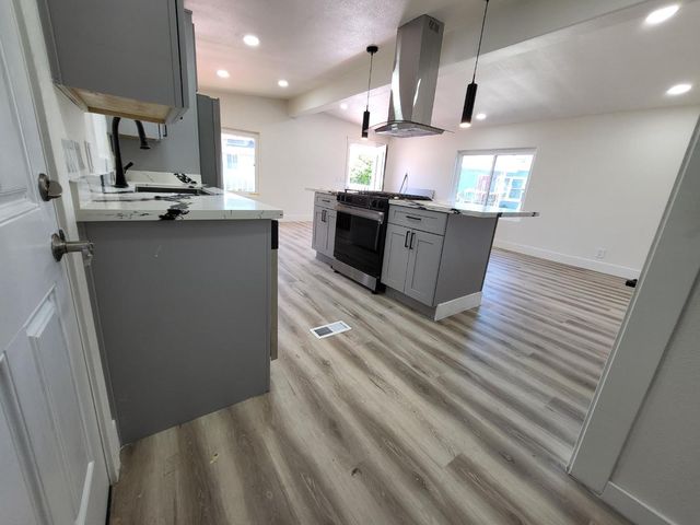 440 Moffett Boulevard 61, Mountain View, CA 94043