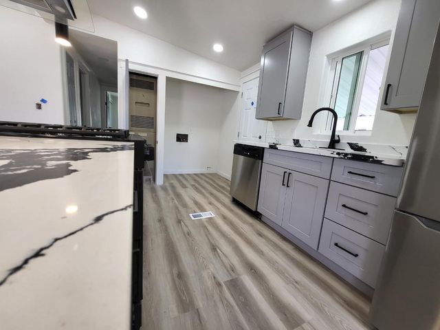 440 Moffett Boulevard 61, Mountain View, CA 94043