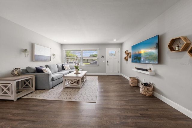 2388 JONES DRIVE, Dunedin, FL 34698