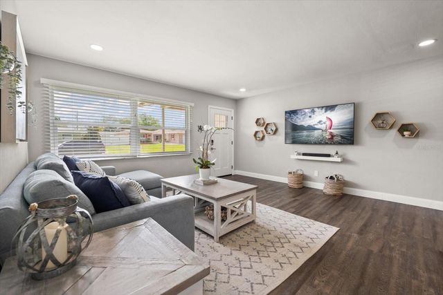 2388 JONES DRIVE, Dunedin, FL 34698