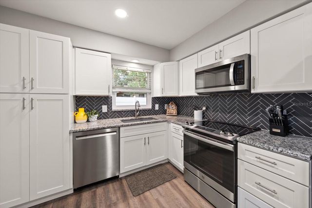 2388 JONES DRIVE, Dunedin, FL 34698