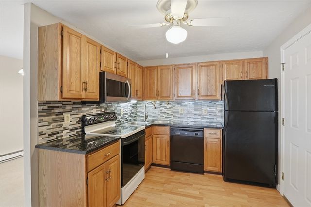 51 Alvarado Ave 204, Worcester, MA 01604