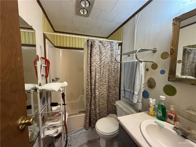 905 N Stewart Boulevard, Alton, TX 78573