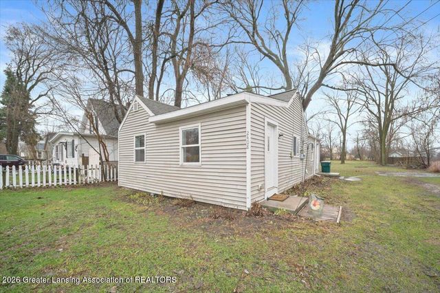 2408 Dunlap Street, Lansing, MI 48911