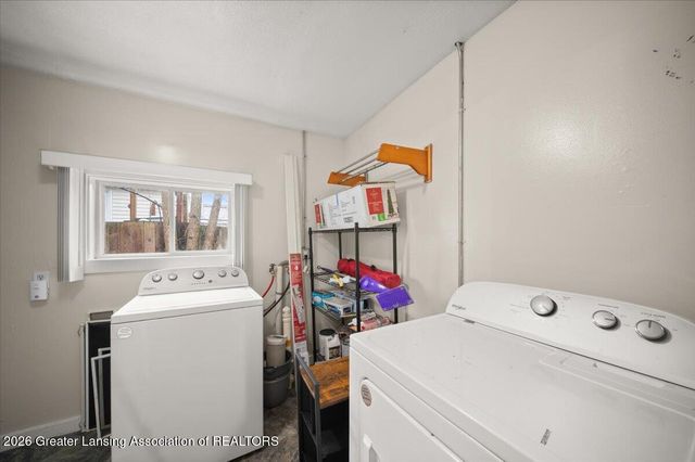 2408 Dunlap Street, Lansing, MI 48911