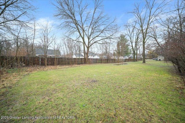 2408 Dunlap Street, Lansing, MI 48911