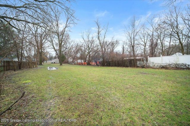 2408 Dunlap Street, Lansing, MI 48911