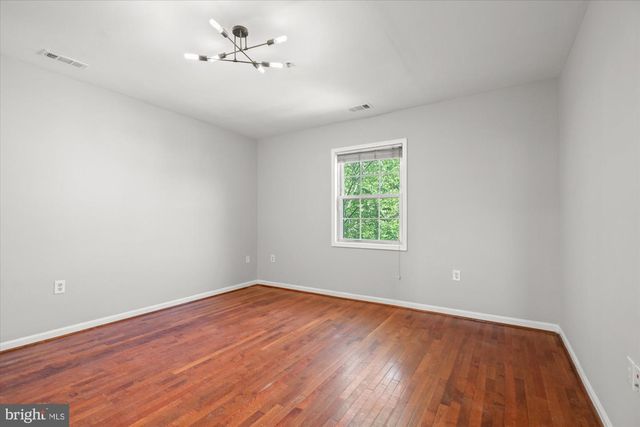 1241 18TH ST NE #5, Washington, DC 20002