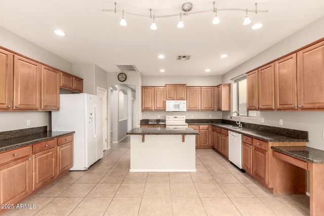 3686 E POWELL Way, Gilbert, AZ 85298