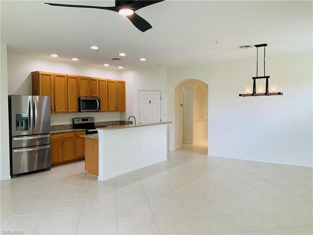 14816 Calusa Palms DR 201, Fort Myers, FL 33919