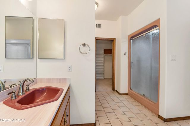 12390 E Ave De La Vista Verde, Tucson, AZ 85749