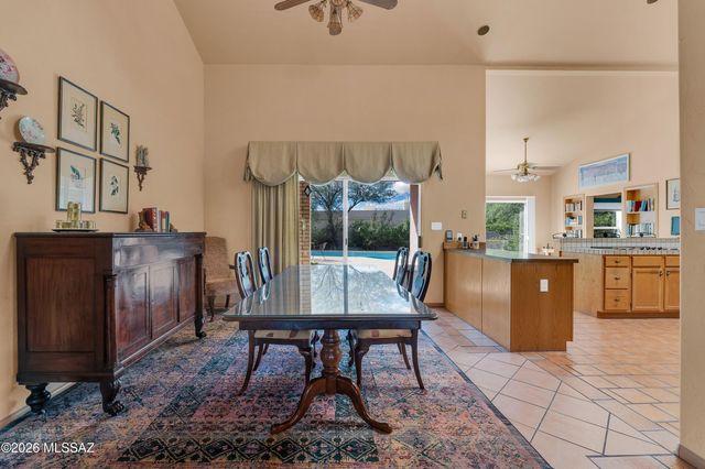 12390 E Ave De La Vista Verde, Tucson, AZ 85749