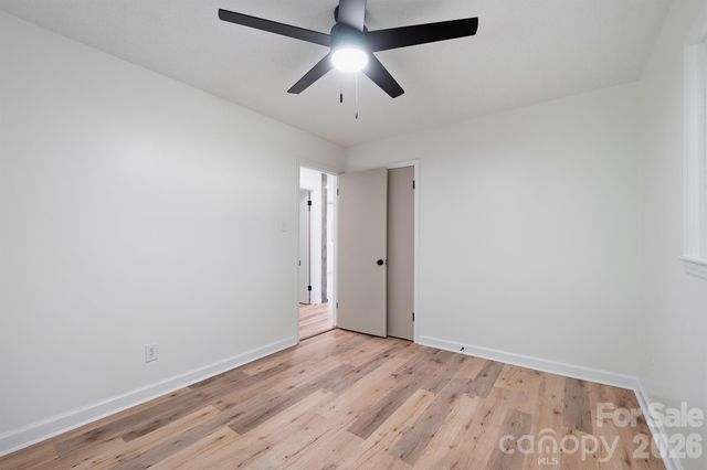 112 Summers Farm Road, Statesville, NC 28625