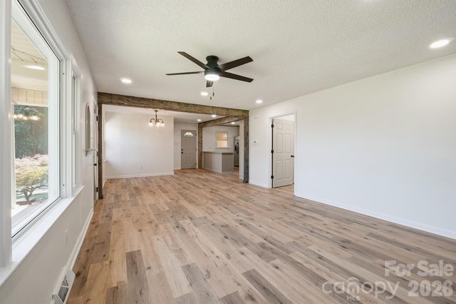 112 Summers Farm Road, Statesville, NC 28625
