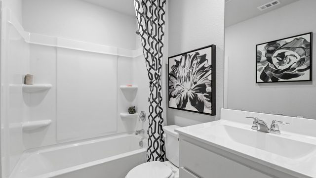 4236 TRICKLING CREEK Lane, Fort Worth, TX 76036