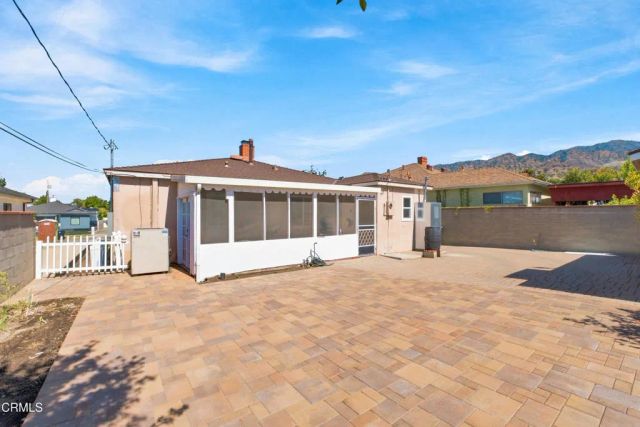 416 Dartmouth Road, Burbank, CA 91504
