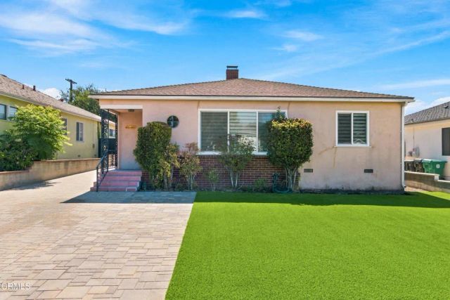 416 Dartmouth Road, Burbank, CA 91504