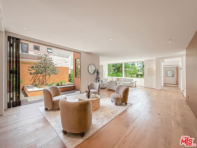 421 19th Street, Santa Monica, CA 90402