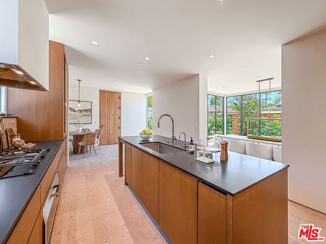 421 19th Street, Santa Monica, CA 90402