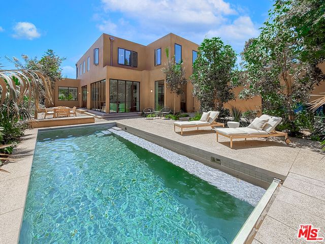 421 19th Street, Santa Monica, CA 90402