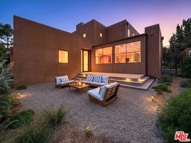 421 19th Street, Santa Monica, CA 90402