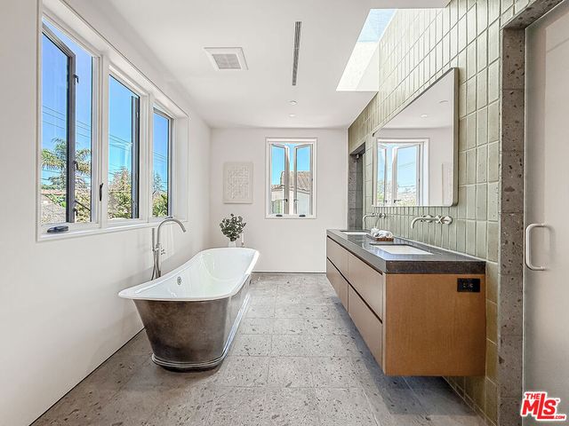 421 19th Street, Santa Monica, CA 90402