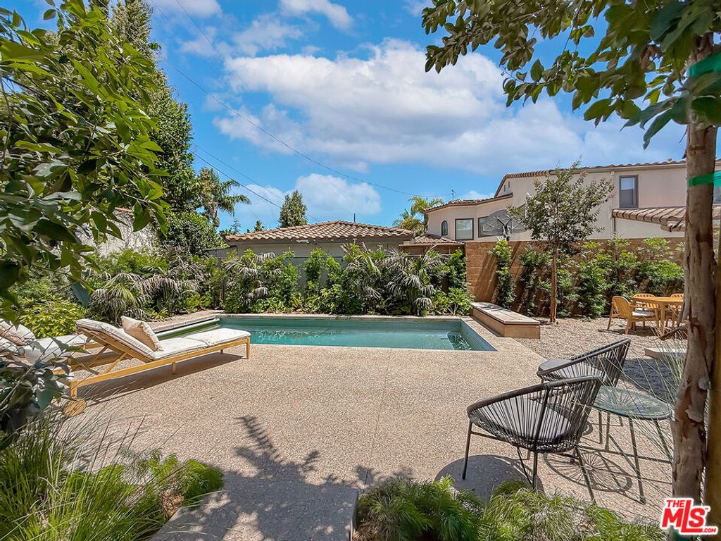 Image 40 of property listing at 421 19th Street, Santa Monica, CA 90402