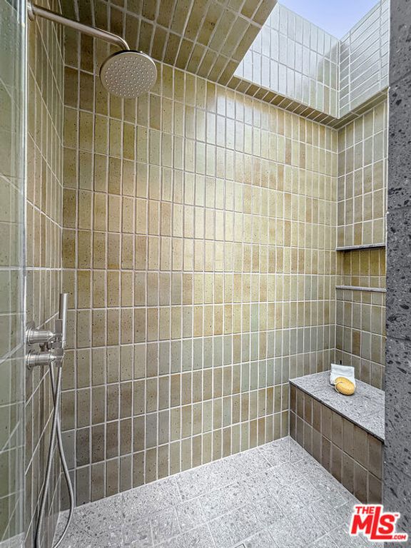 Image 61 of property listing at 421 19th Street, Santa Monica, CA 90402