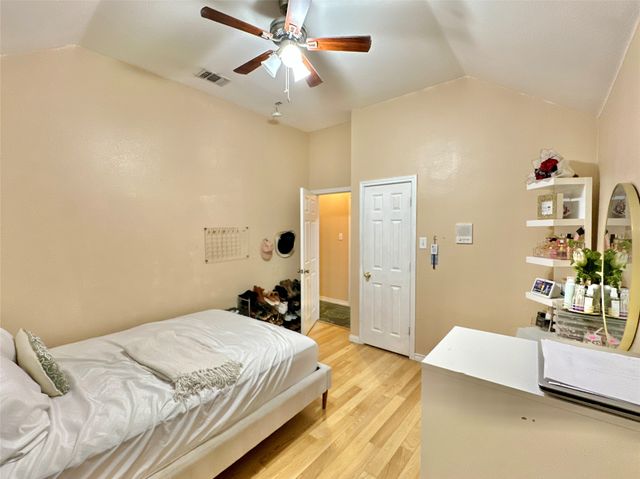 4808 Spoon Drift Drive, Fort Worth, TX 76135