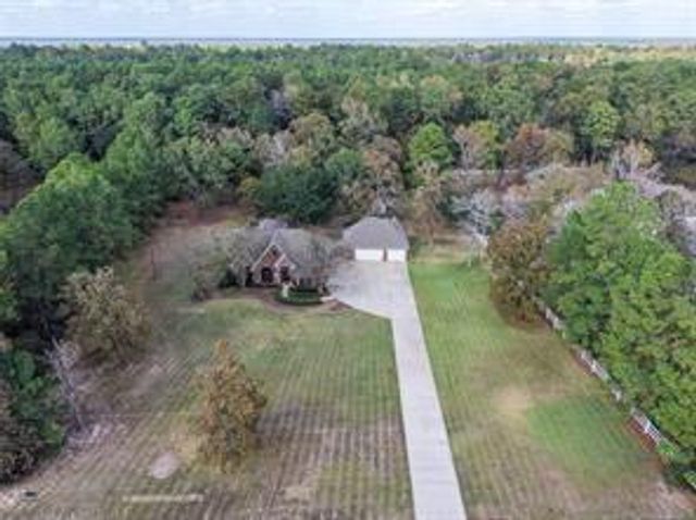 9322 Sendera Drive, Magnolia, TX 77354