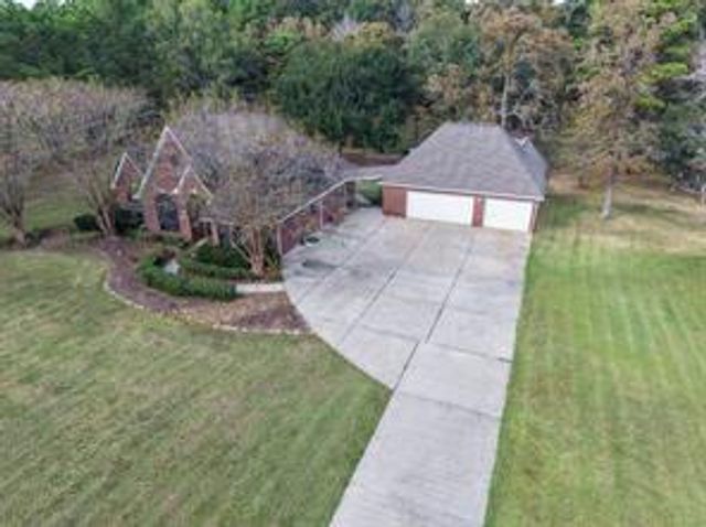 9322 Sendera Drive, Magnolia, TX 77354