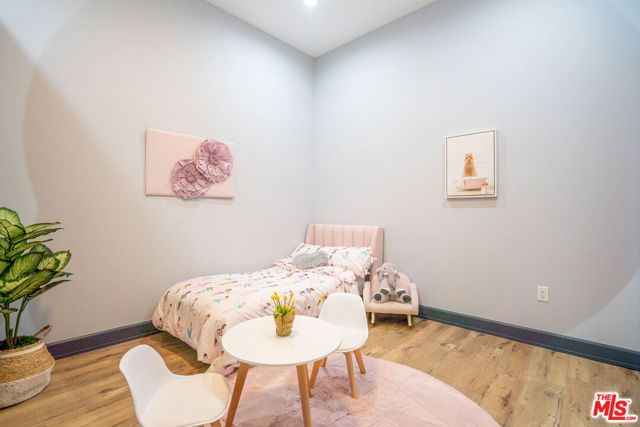 3223 W 6th Street 205, Los Angeles, CA 90020