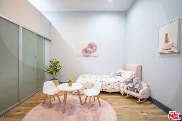 3223 W 6th Street 205, Los Angeles, CA 90020