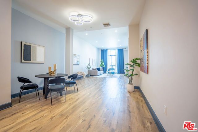 3223 W 6th Street 205, Los Angeles, CA 90020