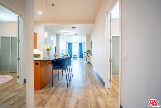 3223 W 6th Street 205, Los Angeles, CA 90020