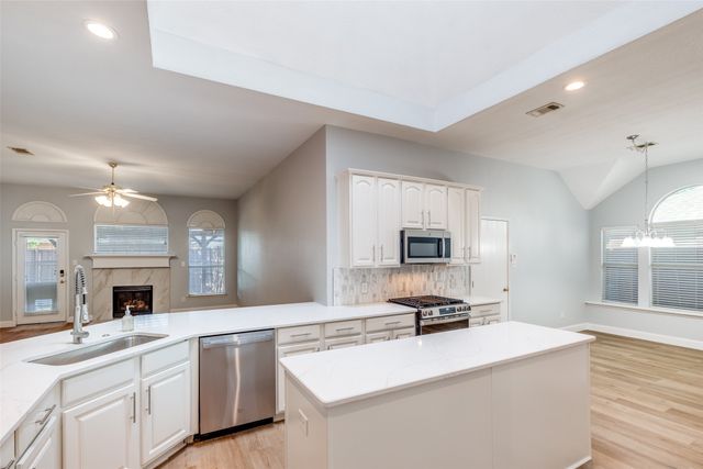 6101 Oldham Drive, Mckinney, TX 75070